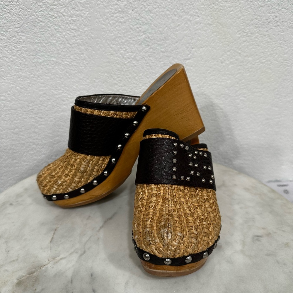 Dolce & Gabbana, VINTAGE , Rafia w/ Leather, Logo & Wood Platform Clogs, Sz  36 - Picture 2 of 13